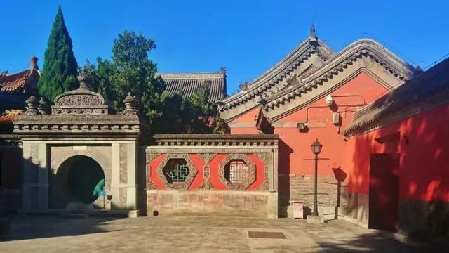 北京风景优美的地方，北京十大最值得去的景点（古寺寻幽、山林品茶）