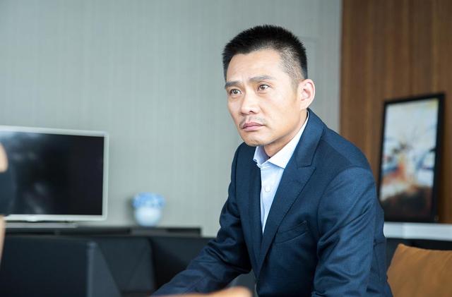 章子怡父母爱情，章子怡父母（8年后再看《父母爱情》）