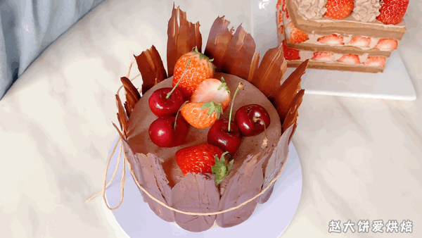 怎样做生日蛋糕，怎样做生日蛋糕的奶油（不用花钱订蛋糕）