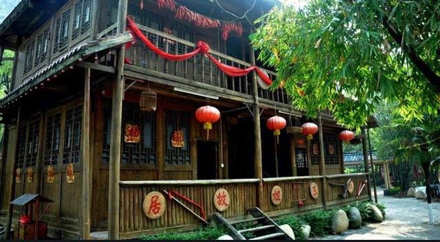 黑蚂蚁泡酒配方，黑蚂蚁泡酒配方文库（广西人的酒桌文化悄然走红）