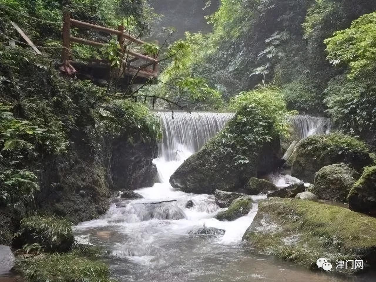 成都附近一日游最佳景点推荐，成都一日游景点推荐（成都周边一日游拍照景点推荐）