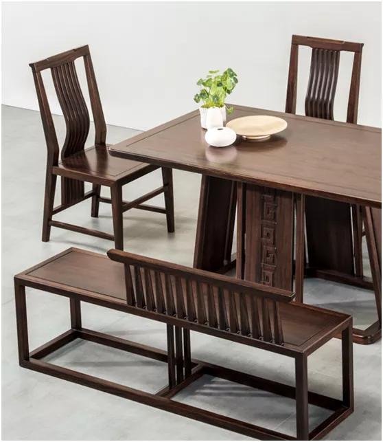 檀香木家具怎么样，檀香木家具怎么样鉴定（全屋搭配一整套黑檀木新中式家具究竟可以有多美）