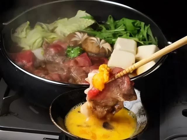 生鸡蛋怎么判断坏了，怎么知道鸡蛋是好是坏（日本的生鸡蛋真的可以放心吃吗）