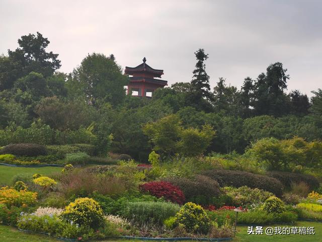 十一假期出游可畅玩银杏湖乐园，湖光山色风景迷人