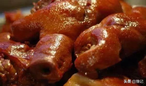 河南的春节习俗，河南人的过年风俗（河南各地的老家过年一定要吃啥）