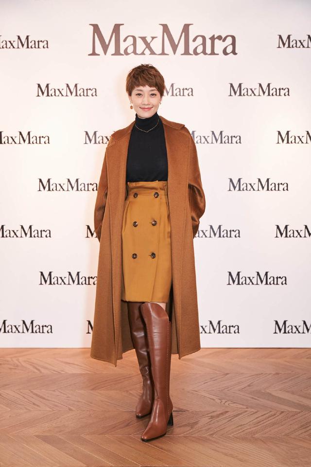 四季型人色彩测试详细，秋季型人适合哪种色系（记住暖黄皮适合的6种服饰用色）