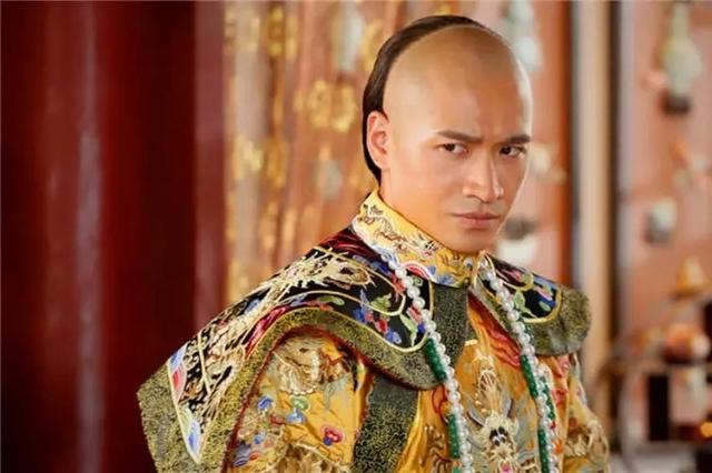 康熙十子胤俄详细资料，康熙十子胤俄后代（康熙将他圈禁当成猪养）