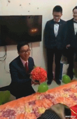 瑜伽裤爬山到底什么梗，爬山穿瑜伽裤是什么梗（不要穿瑜伽裤和男朋友去爬山）