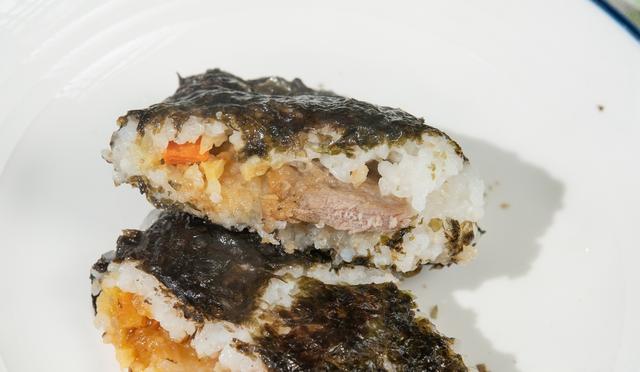 普通的饭团怎么做，普通的饭团怎么做视频（可能是最快吃一顿饭的方式）