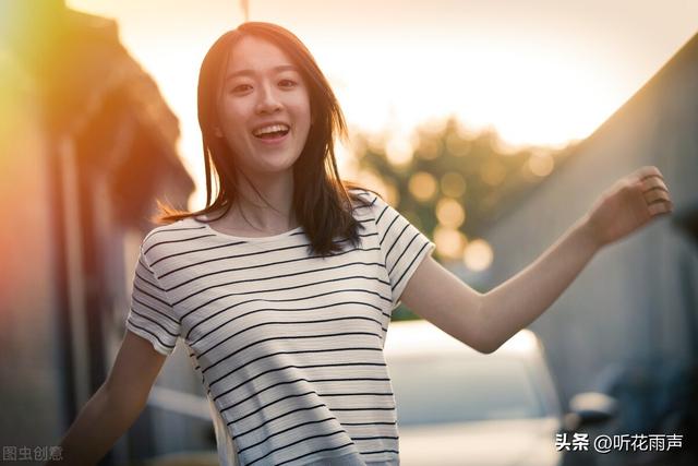 如何委婉拒绝一个男生的追求，如何委婉地拒绝男生的表白（女人要是想拒绝男人的追求）