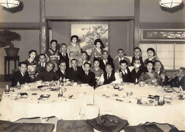 丁默邨(周佛海)，丁默邨个人资料简介（未到刑场吓得昏厥过去）