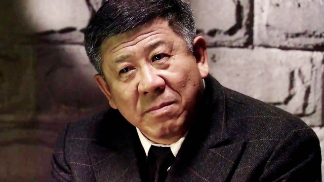 文章演的电影,白百何文章演的电影(《潜伏》吴站长