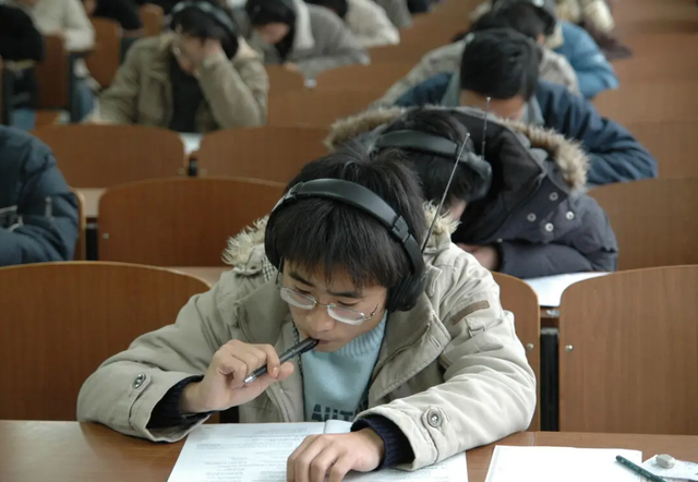 六级毕业后还能考不，大学毕业后还能考六级吗（英语四六级迎来调整）