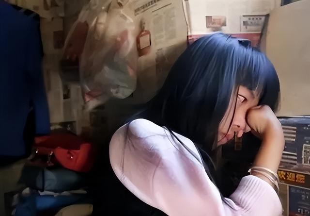 农村的漂亮姑娘，最漂亮的女人农村（河南农村漂亮“椅子姑娘”）