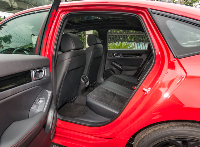 思域属于什么车，思域是属于什么车（这篇文章告诉你思域的优缺点）