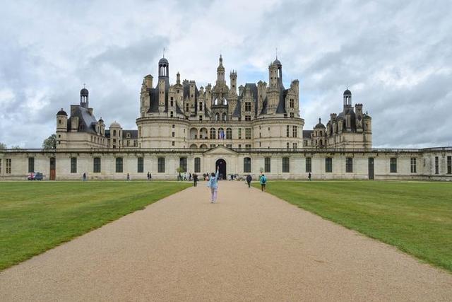 介绍法式宫殿城堡，法国文艺复兴时期最雄伟的城堡