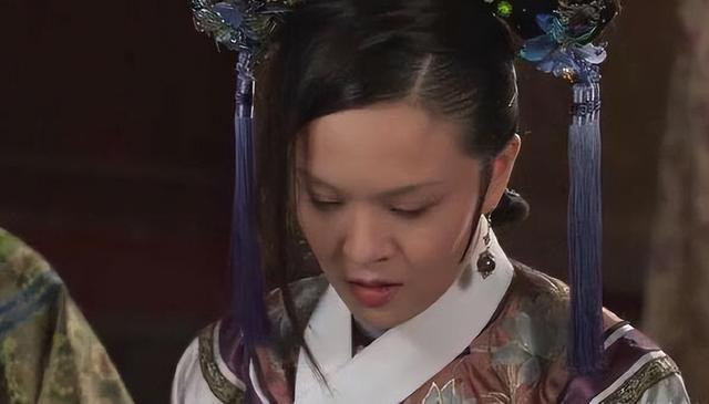 明月直入无心可猜感情寓意，心怀鬼胎永远无法直视太阳