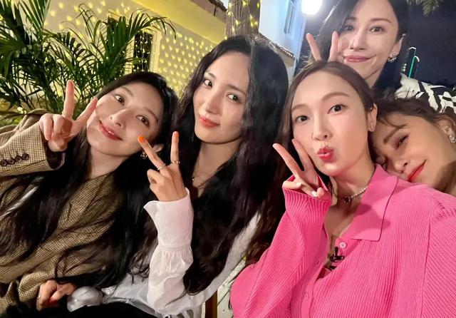 治愈系颜色莫过于粉色，被粉色治愈的夏天