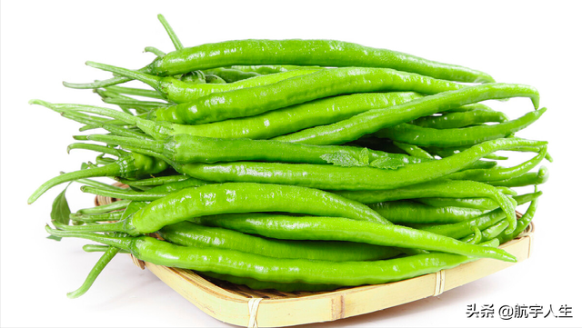 腌青辣椒的做法和食用价值，腌青辣椒的腌制方法（全家人都夸你是大厨）