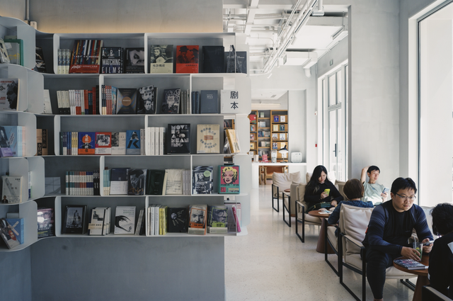 张震岳的《玩乐令》 歌词，张震岳的《玩乐令》（阿那亚，怎么住）