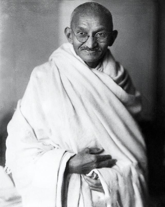 印度女性的社会问题，印度女性的社会问题纪录片（为何印度女性处境仍如此凄惨）