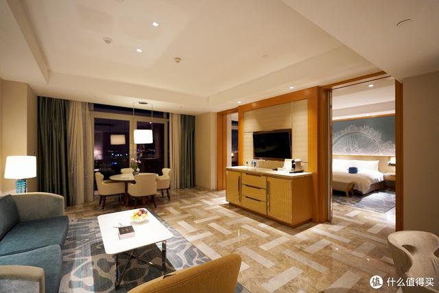 亚特兰蒂斯在哪里，亚特兰蒂斯在哪（“人傻钱多”的三亚亚特兰蒂斯）