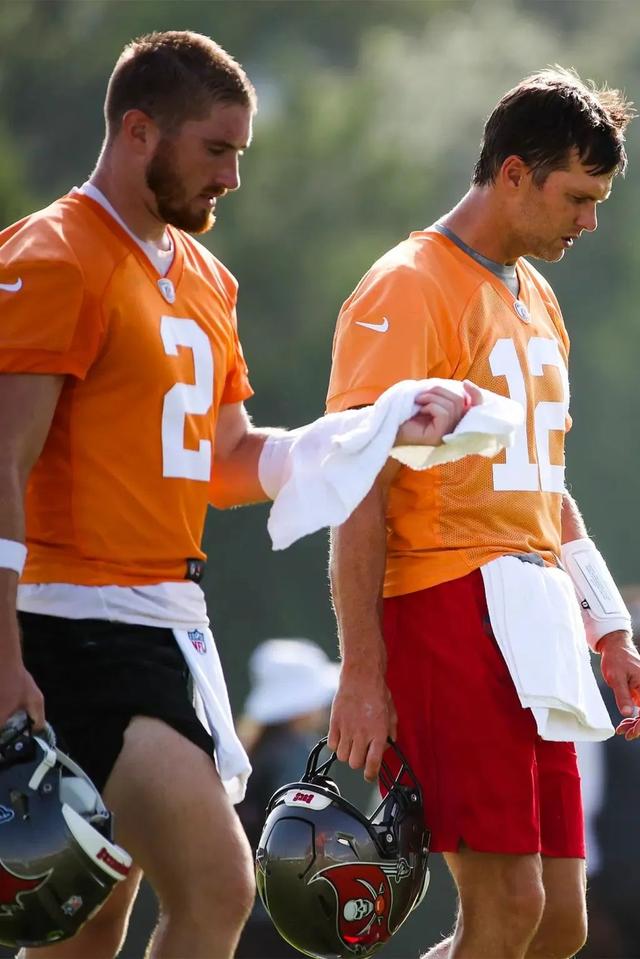 吉赛尔邦辰的老公，吉赛尔邦辰老公（顶级超模甘愿回归家庭带13年娃）