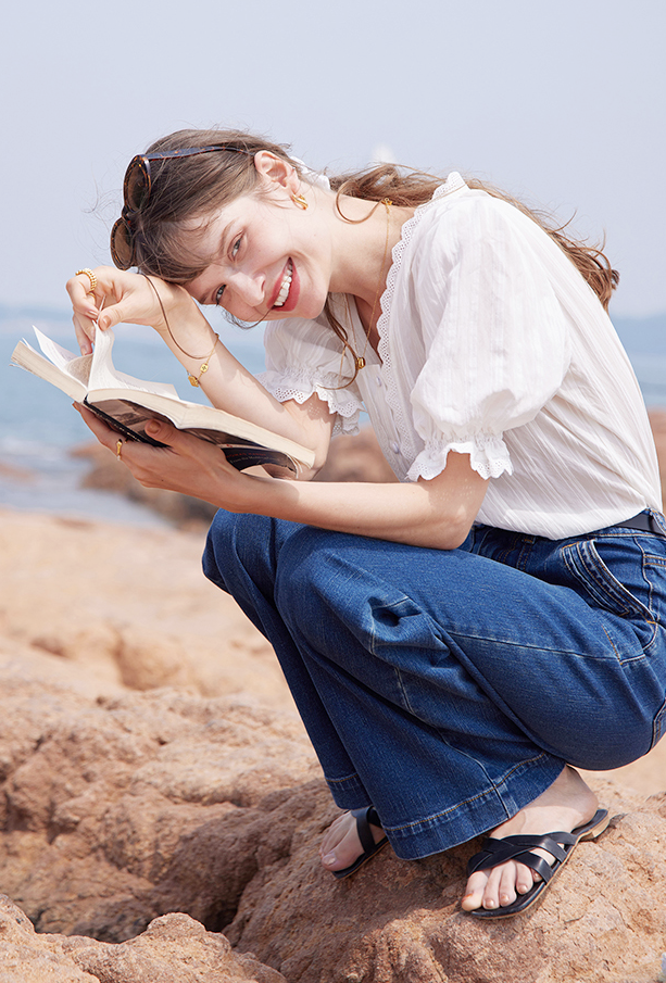女生怎么搭配夏季服装，女生怎么搭配夏季服装好看（今夏的穿搭示范）