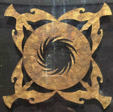 四鸟绕日的含义，四鸟绕日是什么标志（一套12个四鸟奔日图案金箔）