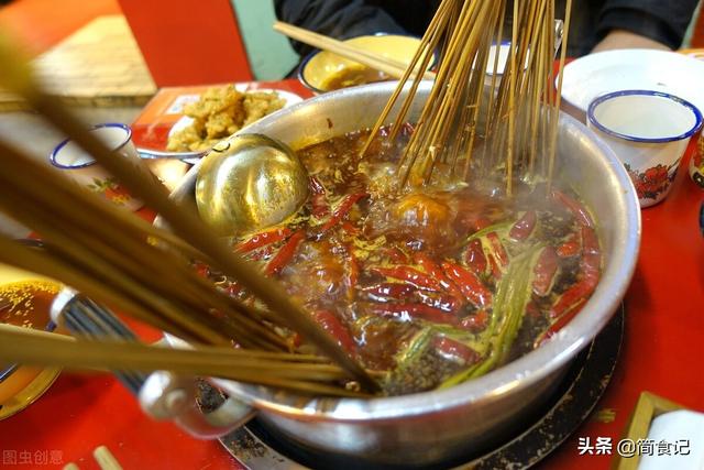 中国顶级小吃之都排名，国内小吃之都十大排行榜（联合国评选的“8大美食之都”）