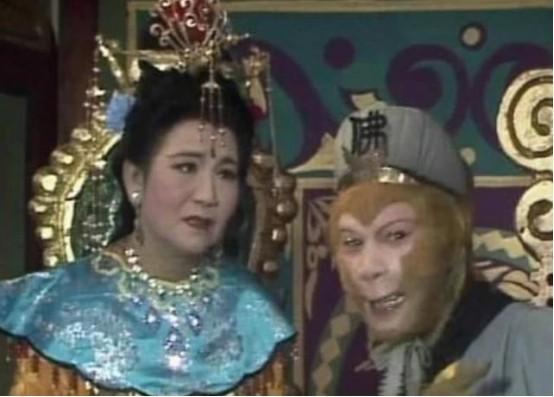 小品女演员名单大全，和潘长江演过小品的女演员都有谁（春晚40年小品演员大盘点）