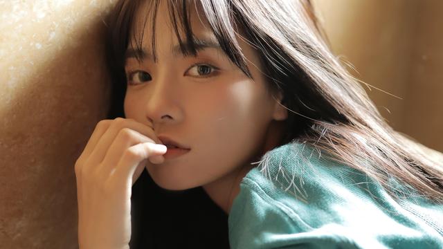 精神小伙什么意思，857精神小伙什么意思（精神小伙到底是哪里吸引了姑娘）