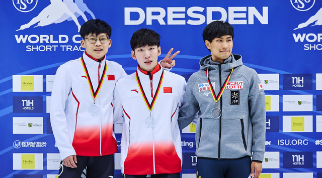 林孝埈中国队首金，林孝俊中国队服（归化林孝埈世界杯为中国夺首金,5年首冠趴教练怀中落泪）