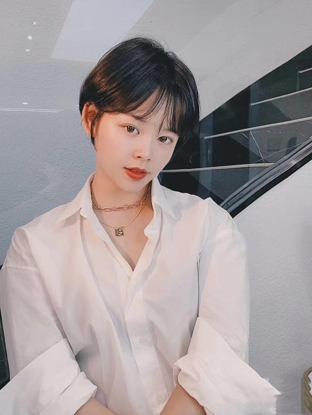 烫头发大概要多久时间，锡纸烫需要多长时间锡纸烫头发要多长时间（你知道纹理烫要烫多久）