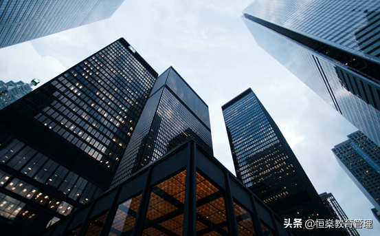 经济学学士学位包括哪些专业，经济学学士学位包括哪些专业的（2022高考如何填好经济学类专业志愿）