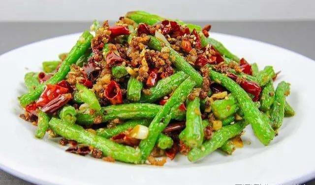 第一次炒菜炒什么好，第一次炒菜要注意什么（家里来客人不用去饭店在家也可以做的8道炒菜老少皆宜上桌秒吃光）