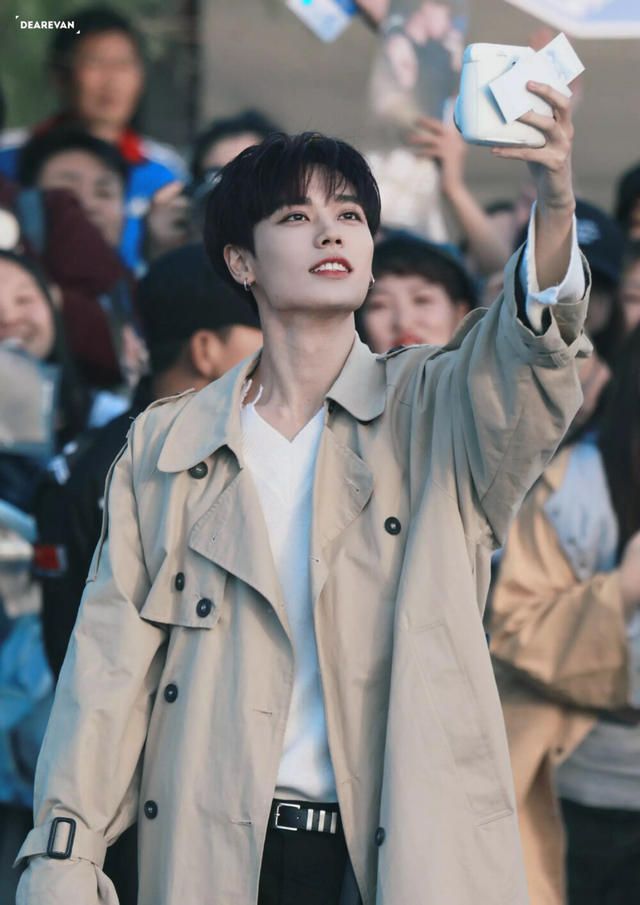 井柏然女朋友，井柏然现在有女朋友吗（这俩顶流终于瞒不住了）