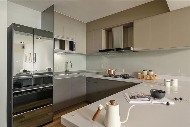 旧房简单翻新装修，自己动手简单旧房翻新简单（让83㎡居家清新治愈）