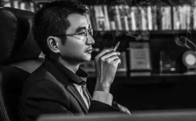 三只松鼠品牌故事，三只松鼠的创业背景（三只松鼠创始人）