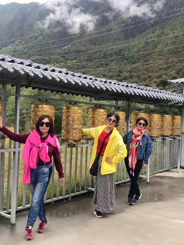 有什么成语描写赞美拉萨的天空，形容拉萨的天空的词语（天上西藏大美于行）