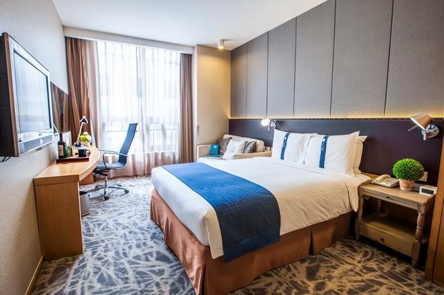 酒店一般几点退房，电竞酒店一般几点退房（为什么酒店退房在12点）