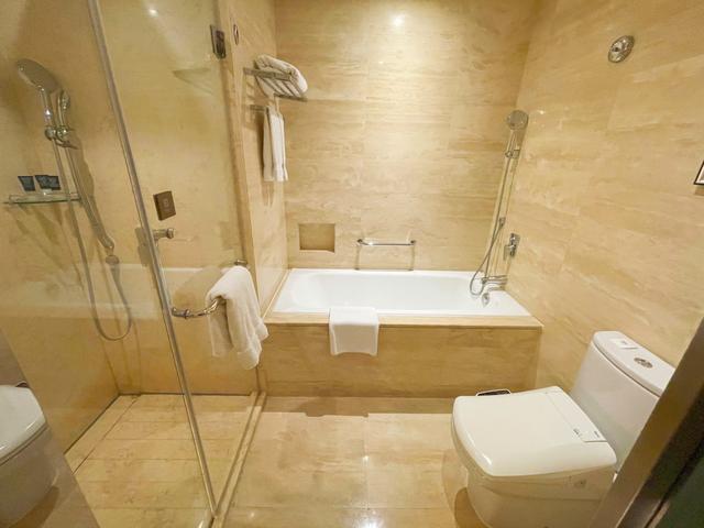 为什么镜子不能对着床，为什么镜子不能对着床必出鬼怪（入住后就多闹心）