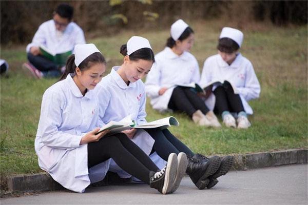 临沂卫校报名热线电话，临沂卫校咨询电话（2022年临沂卫校报名要求）