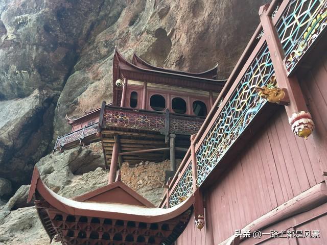 福建泰宁县甘露岩寺，悬崖峭壁上精妙绝伦的建筑艺术！