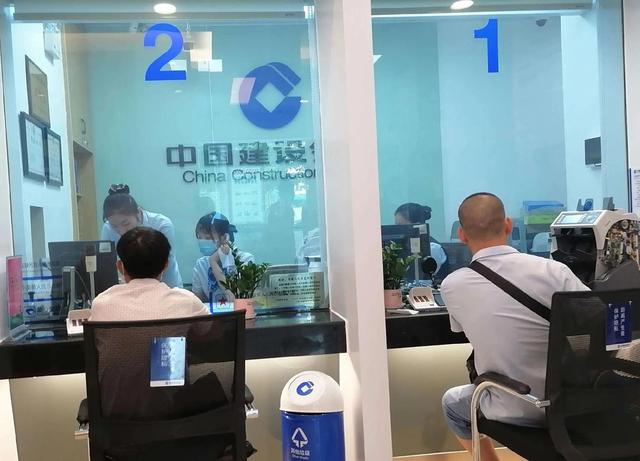 银行卡为什么会暂停非柜面交易，邮政银行卡为什么会暂停非柜面交易（银行卡状态异常）