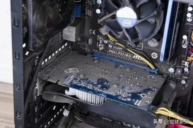 显示器不亮主机正常，电脑显示器不亮主机正常显示无信号（电脑显示屏不亮但是主机已开机怎么办）