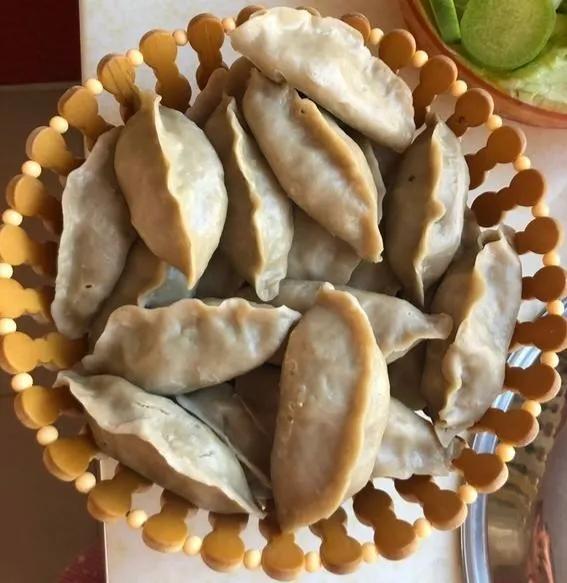 土豆淀粉做水晶饺子怎么和面，土豆粉水晶饺子皮做法（老家的莜面饺子和粉面饺子）