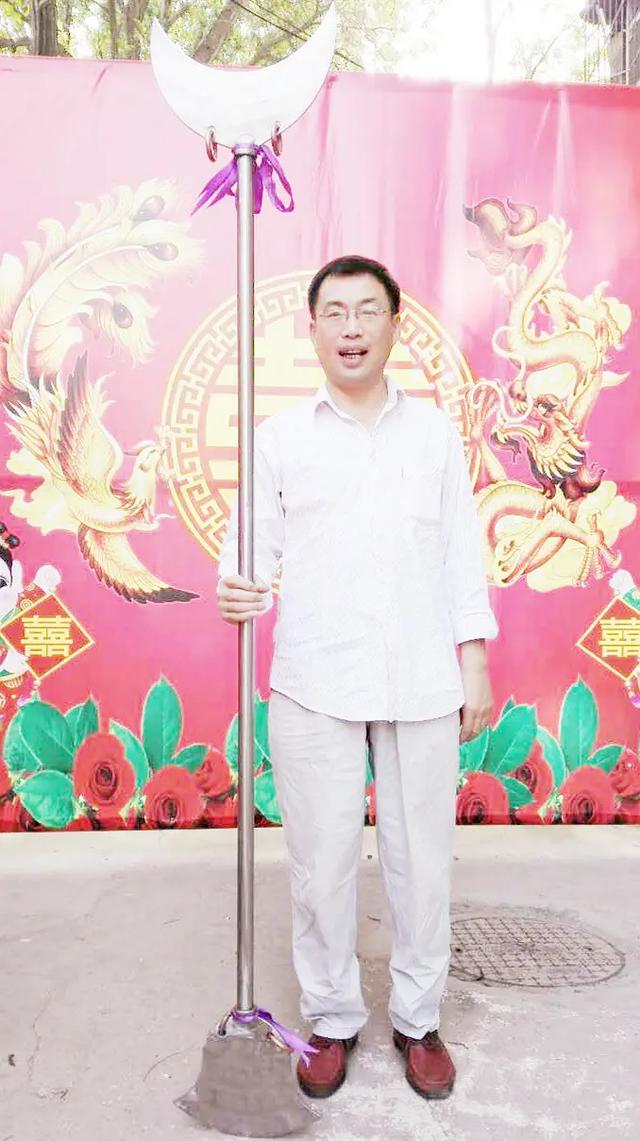 从容不迫的反义词，从容的反义词（气定神闲 道真）