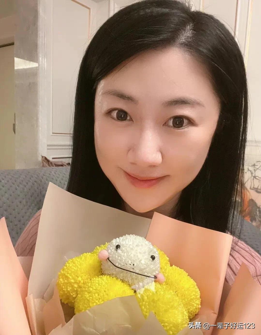 律师张玉霞（杨蕾收到张律师七夕礼物）