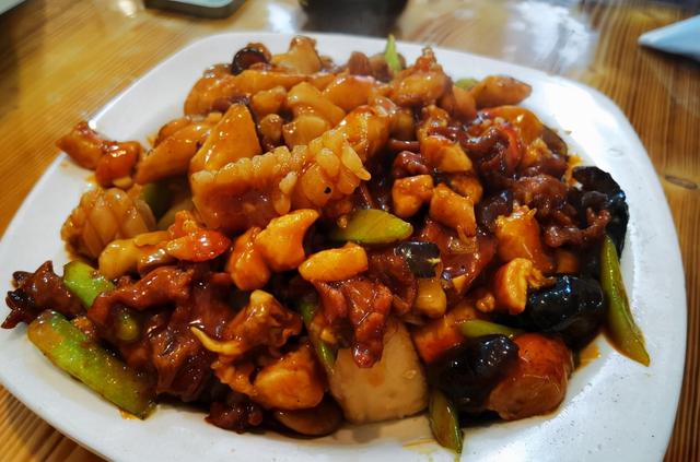 天津清真饭店排名，天津必吃的清真馆子（客人排队2小时也要吃）